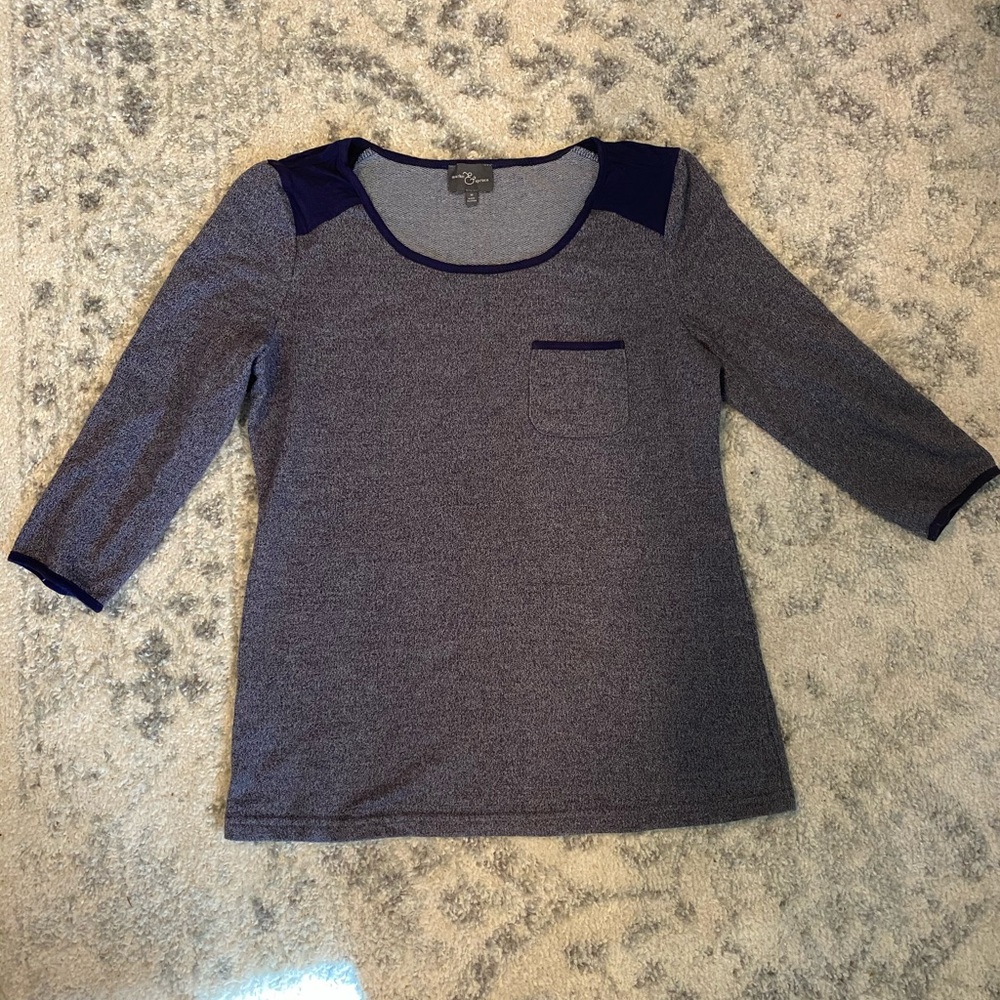 Blue top